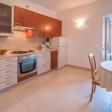 Apartment Ana 1 Malinska