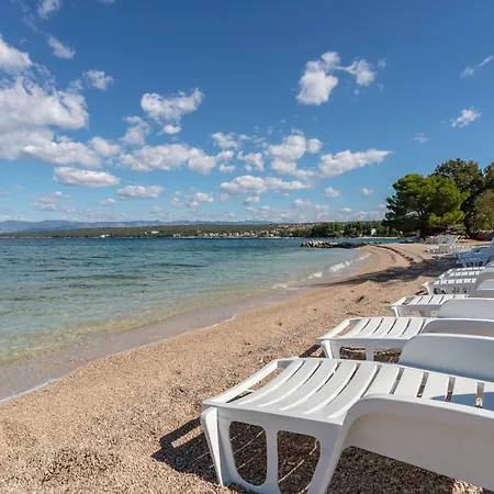 Ana 1 شقة *